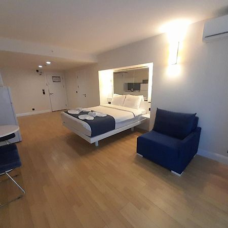 Smart Aparthotel Orbi City Batumi Bagian luar foto