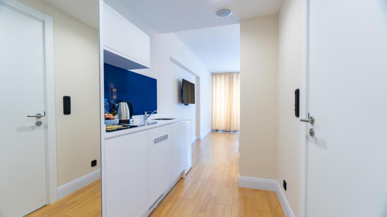 Smart Aparthotel Orbi City Batumi Bagian luar foto