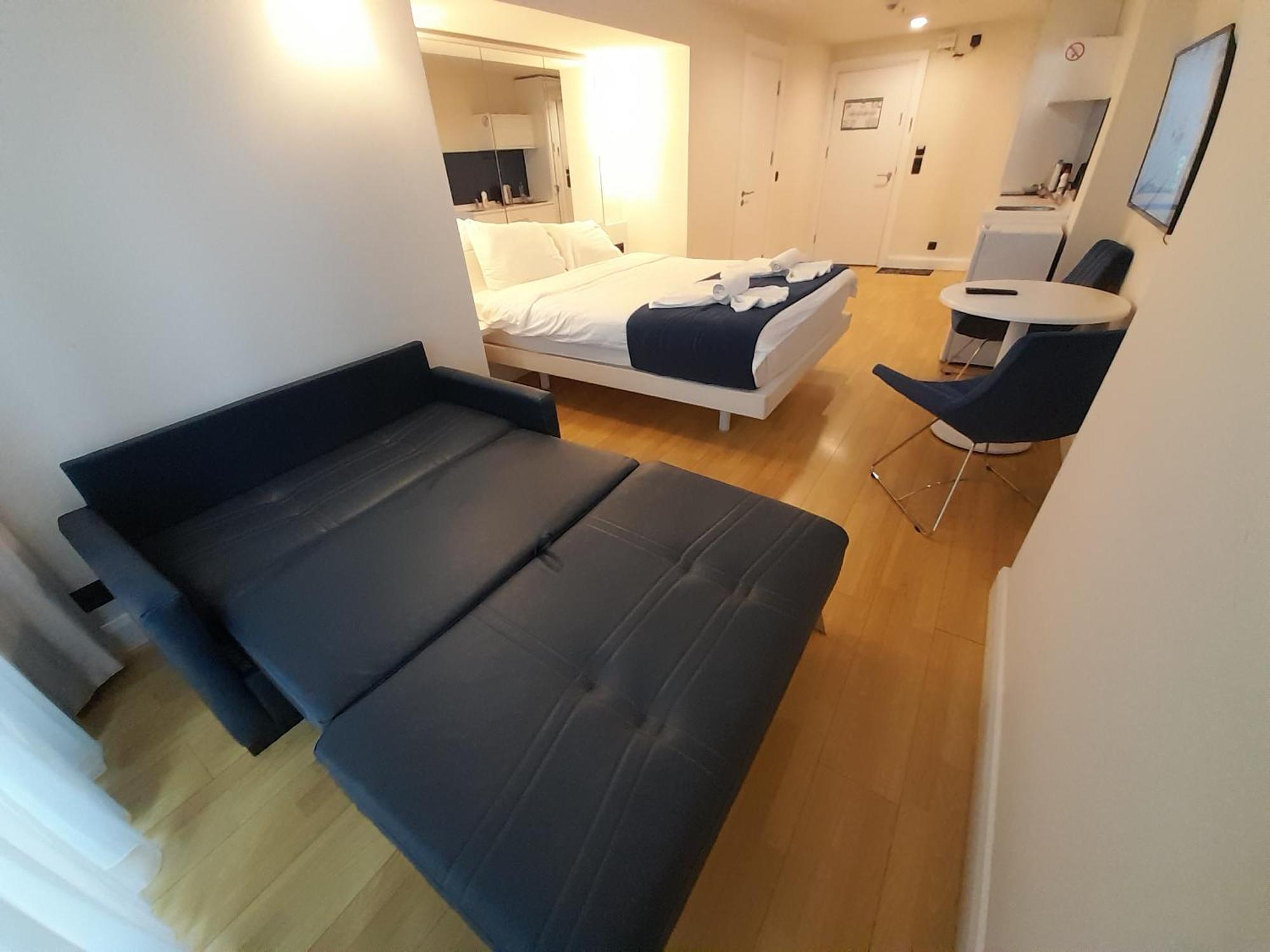 Smart Aparthotel Orbi City Batumi Ruang foto