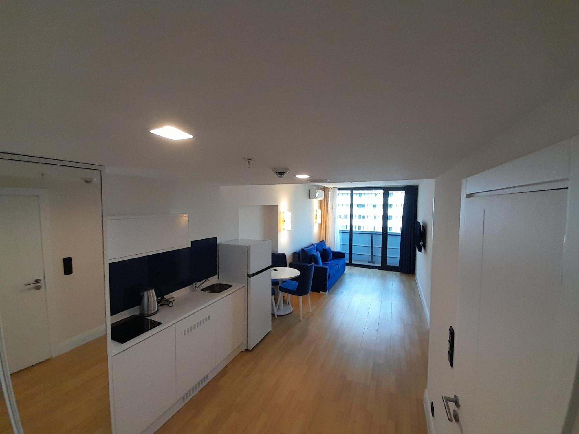 Smart Aparthotel Orbi City Batumi Ruang foto